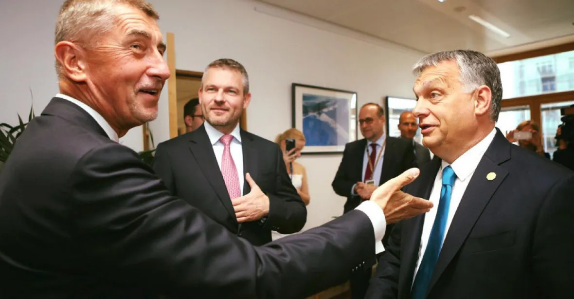 Rezignaci Jourové s Orbánem řešit nehodlám, vzkázal Babiš