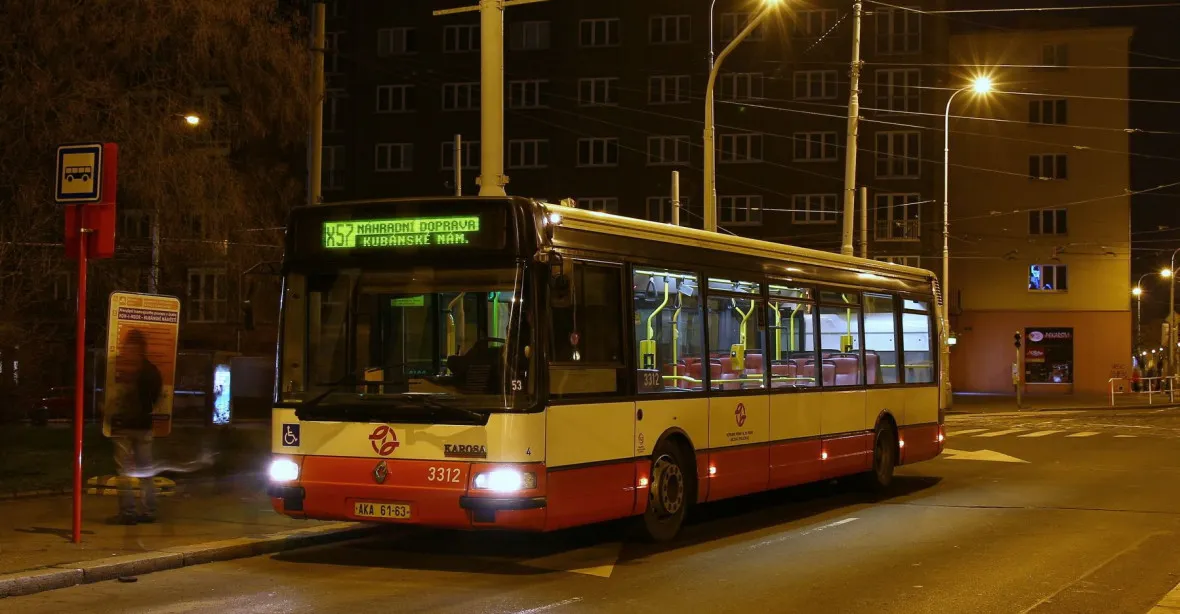 Praha omezí provoz 35 autobusových linek