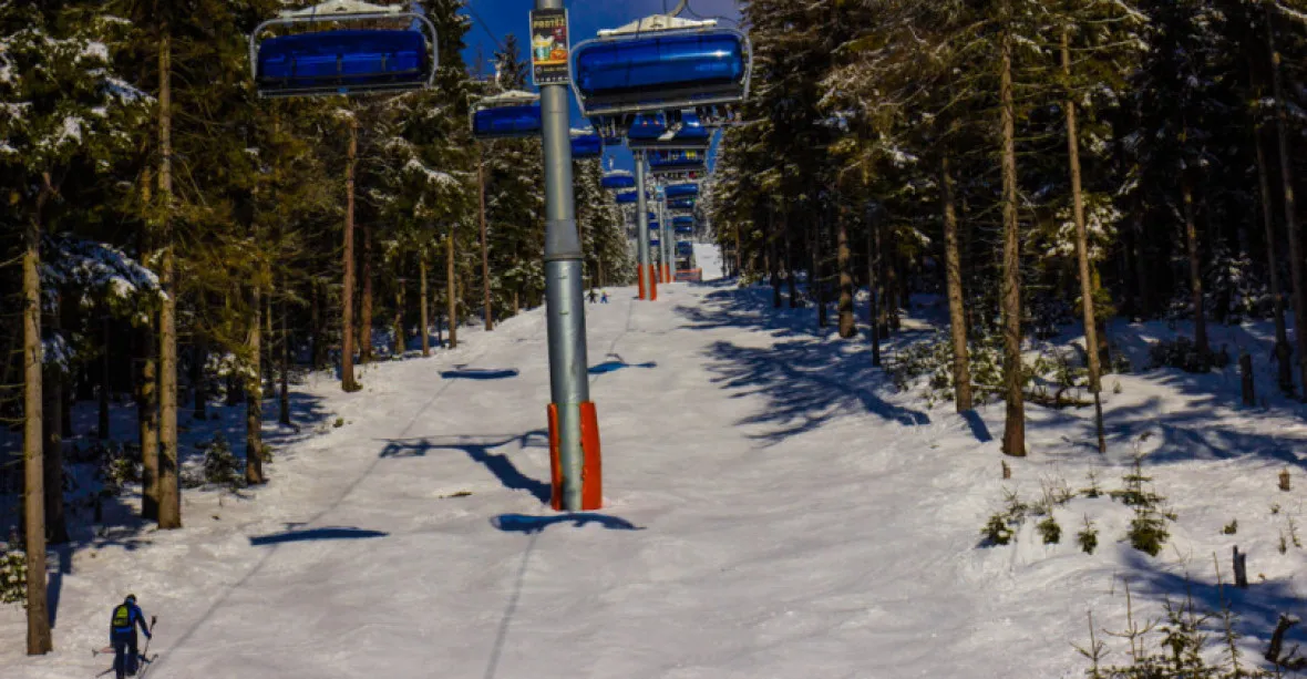 Havlíček doufá, že během svátků budou moct být lyžařské areály otevřené