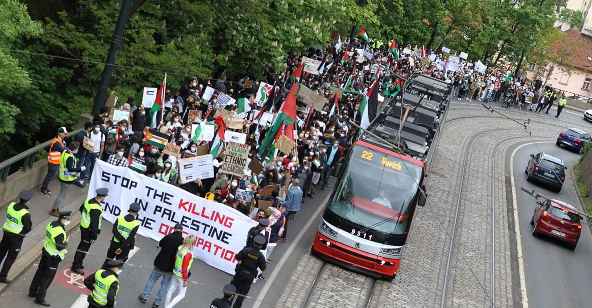 V Praze na sebe narazili stoupenci Palestinců a příznivci Izraele