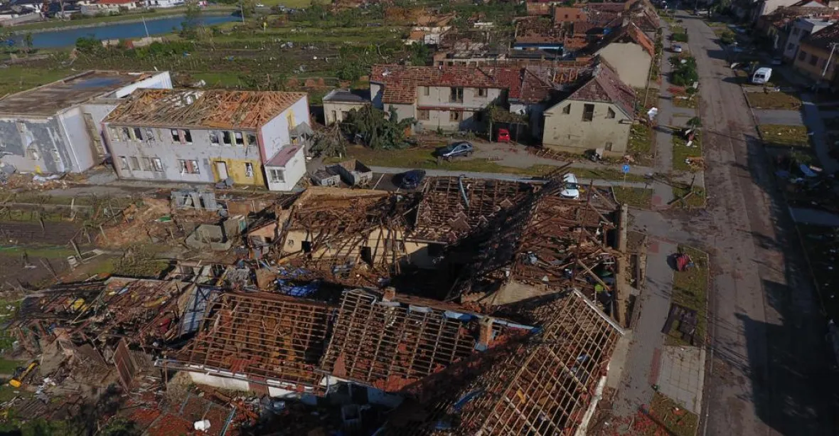 Grolich: Škody na veřejném majetku budou nejmíň 12 miliard