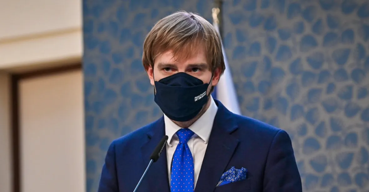 Ministr Vojtěch odmítl uznání protilátek na covid
