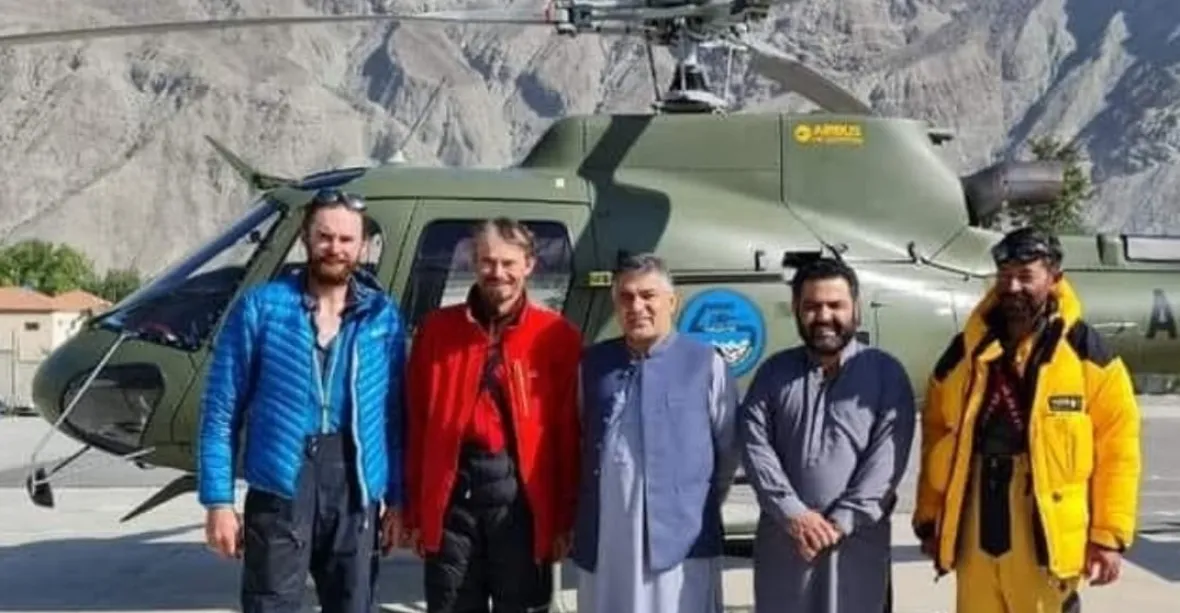 „Není to tak, že bychom tam umírali,“ říká český horolezec vyproštěný pákistánskou armádou