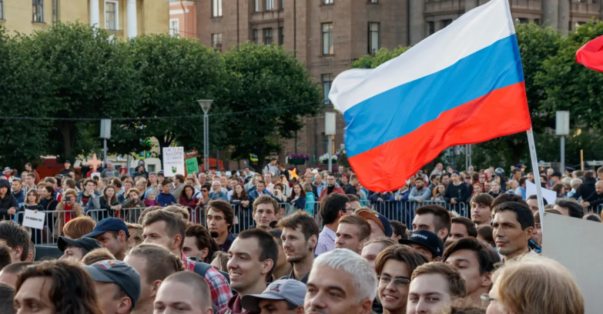 Ukradené volby v Rusku. Ve výsledcích se podle kritiků objevily miliony falešných hlasů
