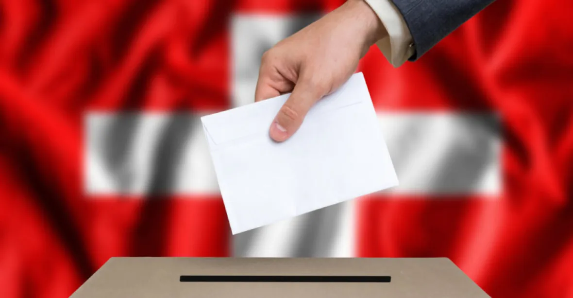 Švýcaři v referendu odsouhlasili manželství pro všechny