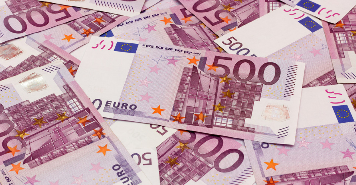 Mají je rádi zločinci. Bankovky v hodnotě 500 eur chtějí stáhnout země EU