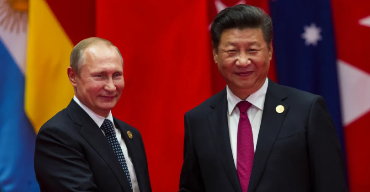 Čína se dohodla s Ruskem na postoji k Ukrajině. Sbližování mocností pokračuje