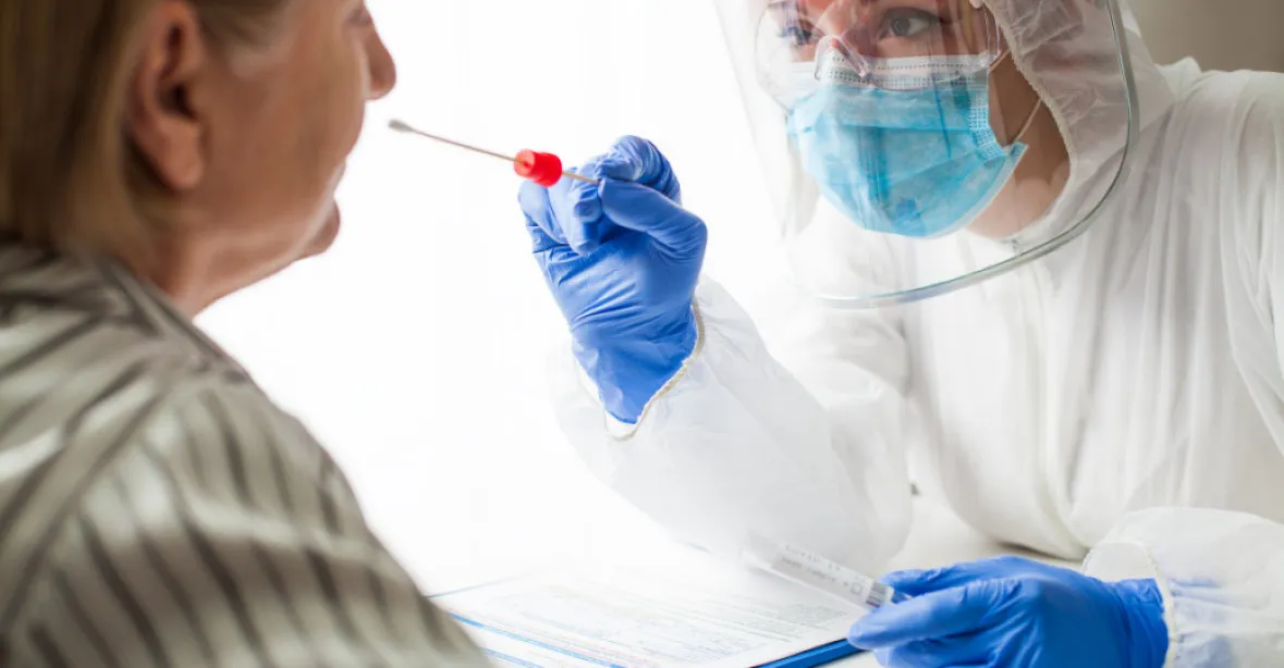 Preventivní PCR testy zdarma skončí od března, plánuje ministerstvo