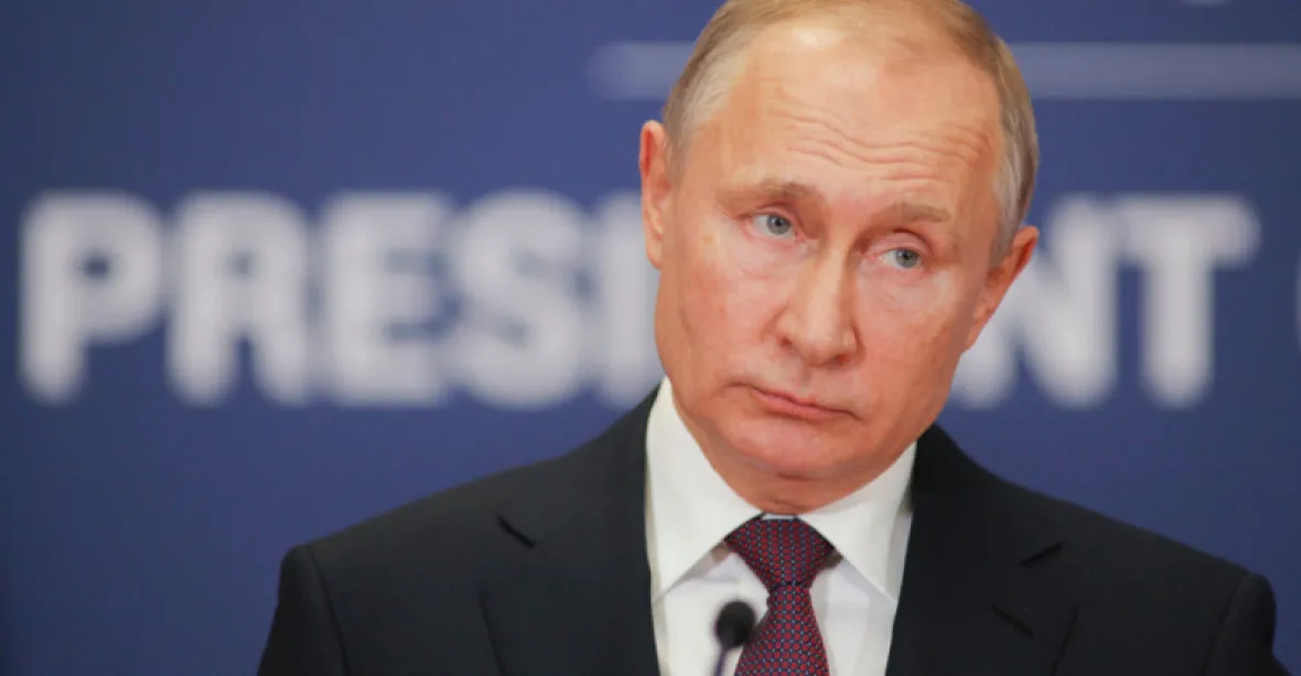 Putin opakuje gruzínský scénář
