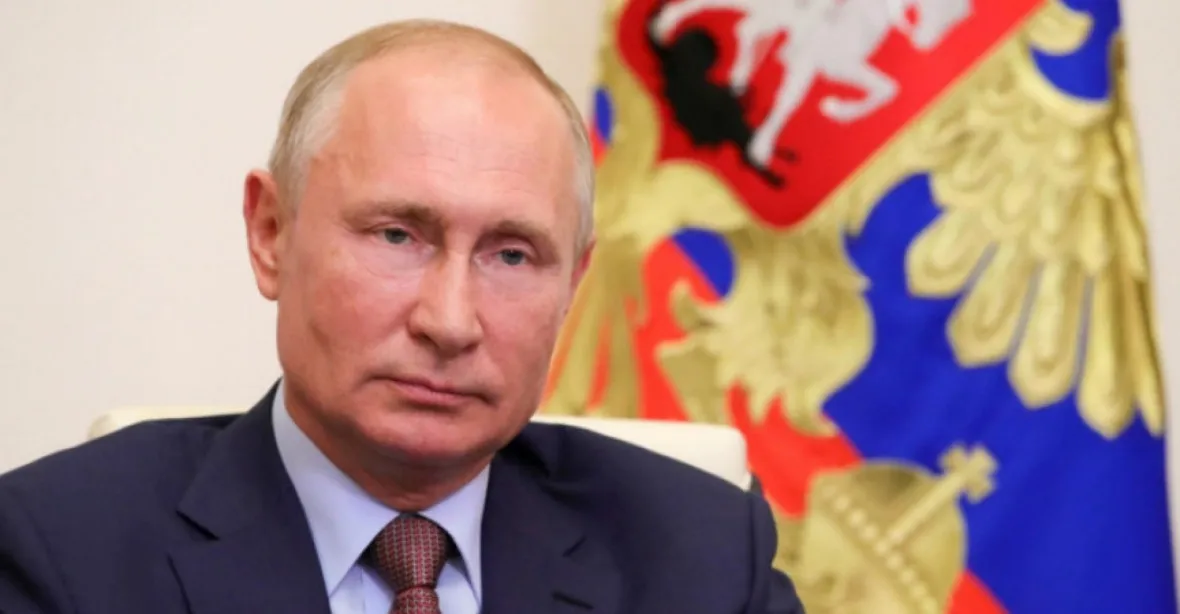 Rusové pykají za Putina. Ten zemi uvrhl do izolace