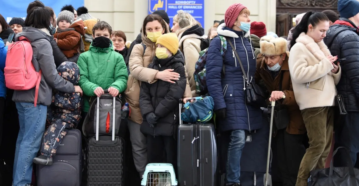 Německo otvírá hranice uprchlíkům. Nemá limit na příjem Ukrajinců