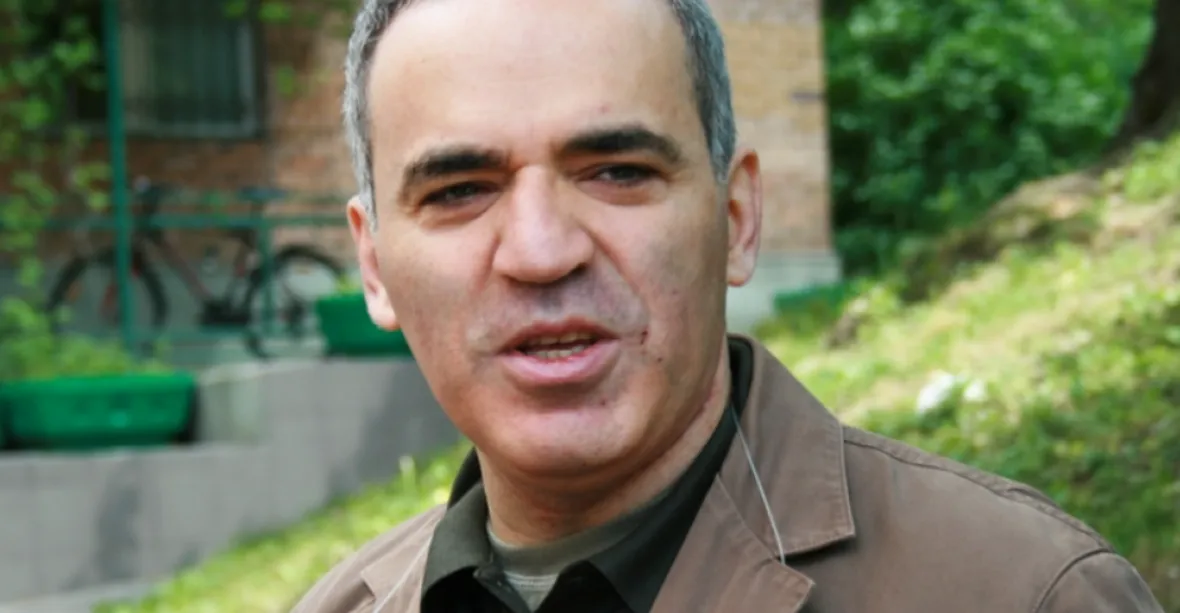 Další na ruském negativním seznamu. „Zahraničními agenty“ jsou i Kasparov a Chodorkovský