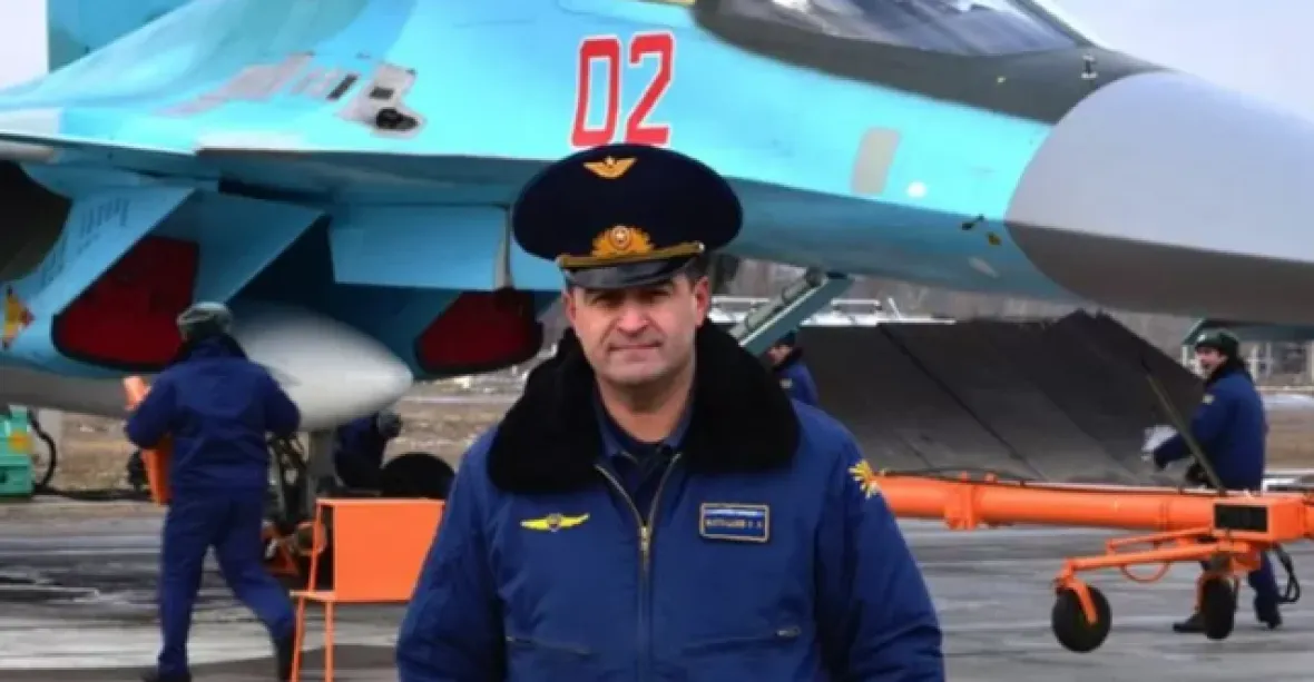 Na Ukrajině sestřelili letoun s ruským generálmajorem. Je po smrti