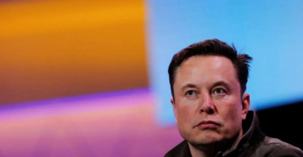 Musk má z ekonomiky „super špatný pocit“, jeho Tesla bude propouštět zaměstnance