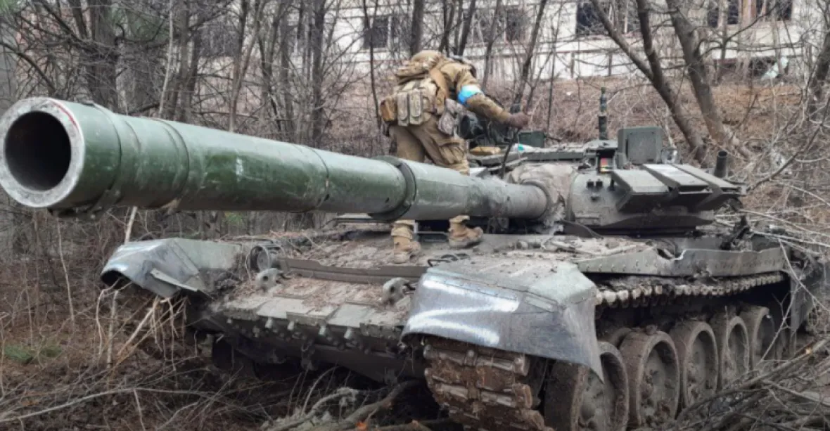 Zničené ruské tanky čeká „tour“ po Evropě. Ukrajina je plánuje vystavovat v metropolích