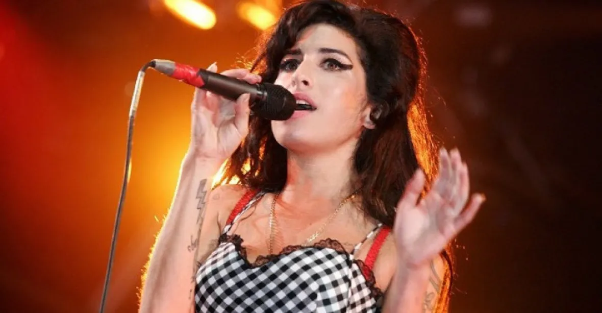 50 odstínů Amy Winehouse. Film o zpěvačce natočí režisérka erotického dramatu