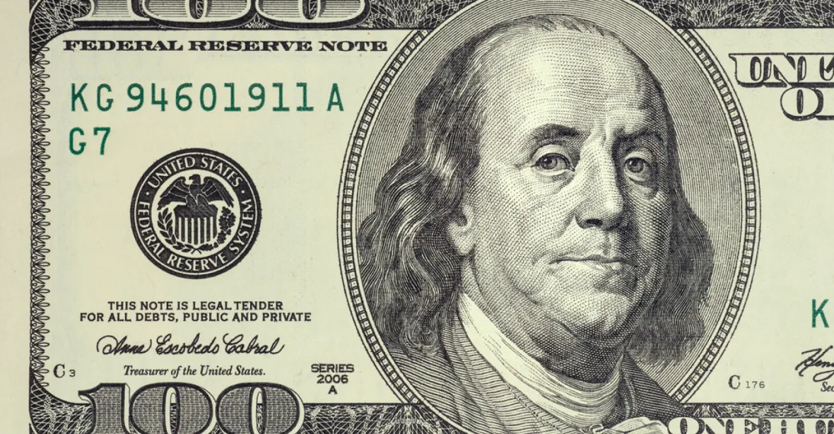 Koruna je k americkému dolaru nejslabší za více než dva roky