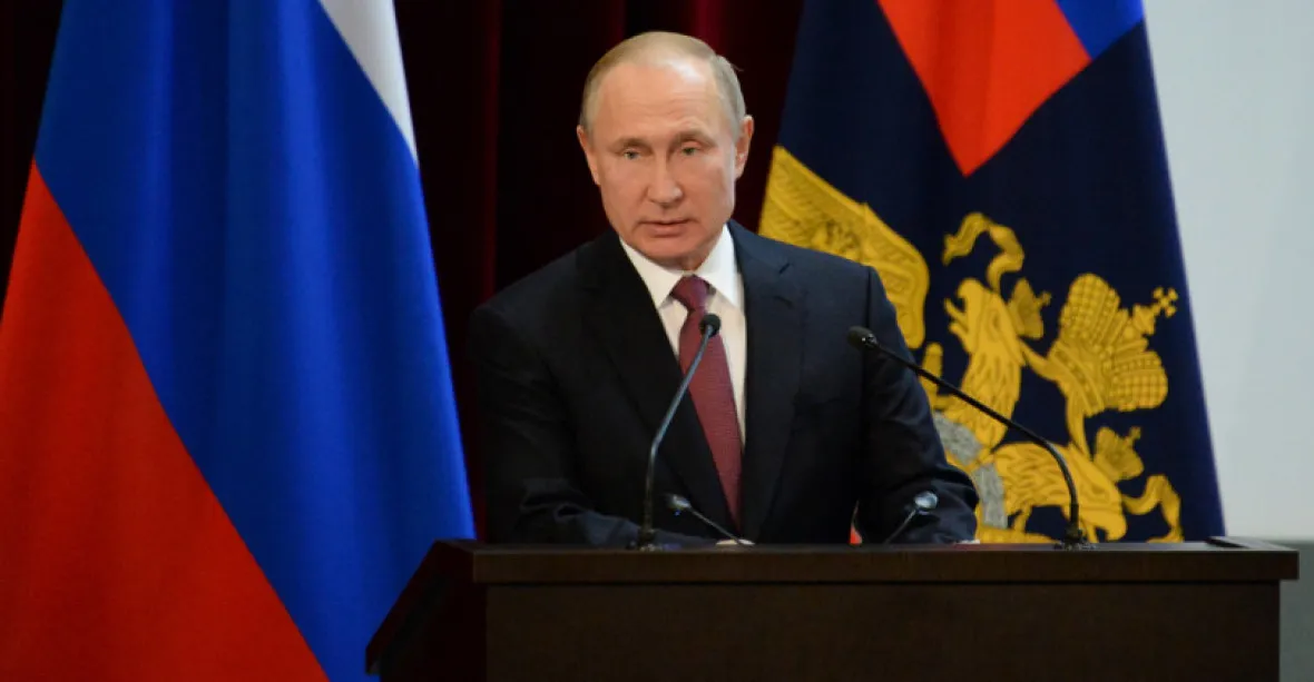 Rusko vyhrožuje Estonsku, aby vydalo údajnou vražedkyni. „Hanebný zločin,“ řekl Putin o Duginové