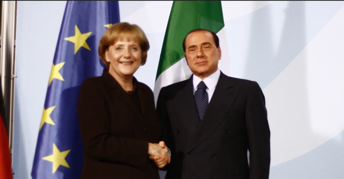 Já a Merkelová bychom mohli vyjednat s Putinem mír, říká Berlusconi