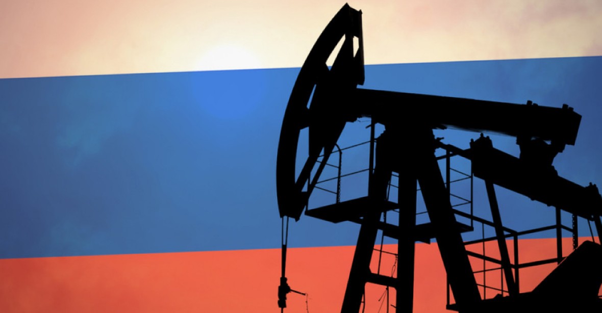 Příjmy Rusů z ropy a plynu klesly poprvé za 14 měsíců. Přišli o zákazníky