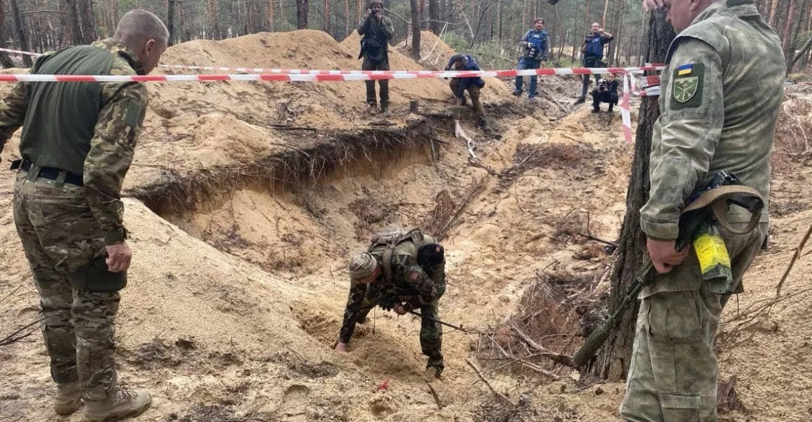 V Izjumu se po odchodu ruských vojáků našlo pohřebiště s 440 těly