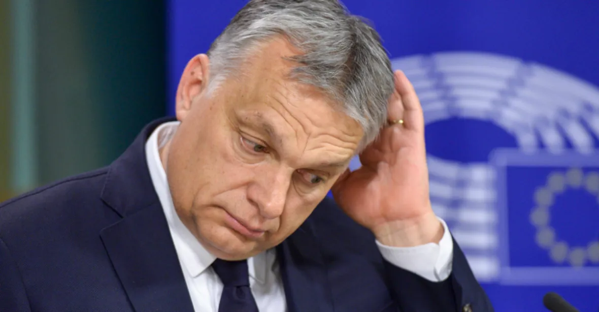 „Protimaďarská politika má rozložit EU.“ Itálie se před volbami pře o Orbána