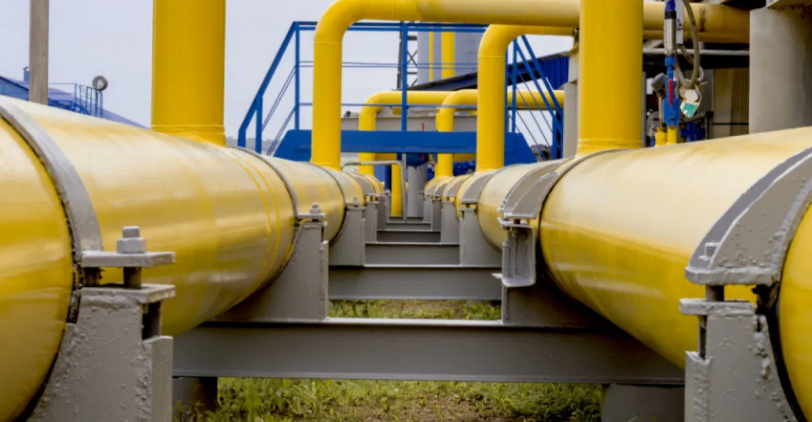 V nefunkčním plynovodu Nord Stream 2 přes noc prudce klesl tlak