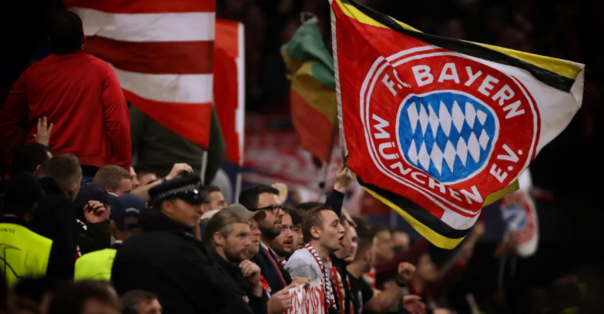 Drahé vstupenky v Plzni rozlítily fanoušky Bayernu. Táhněte do pr..., vzkázali Plzni