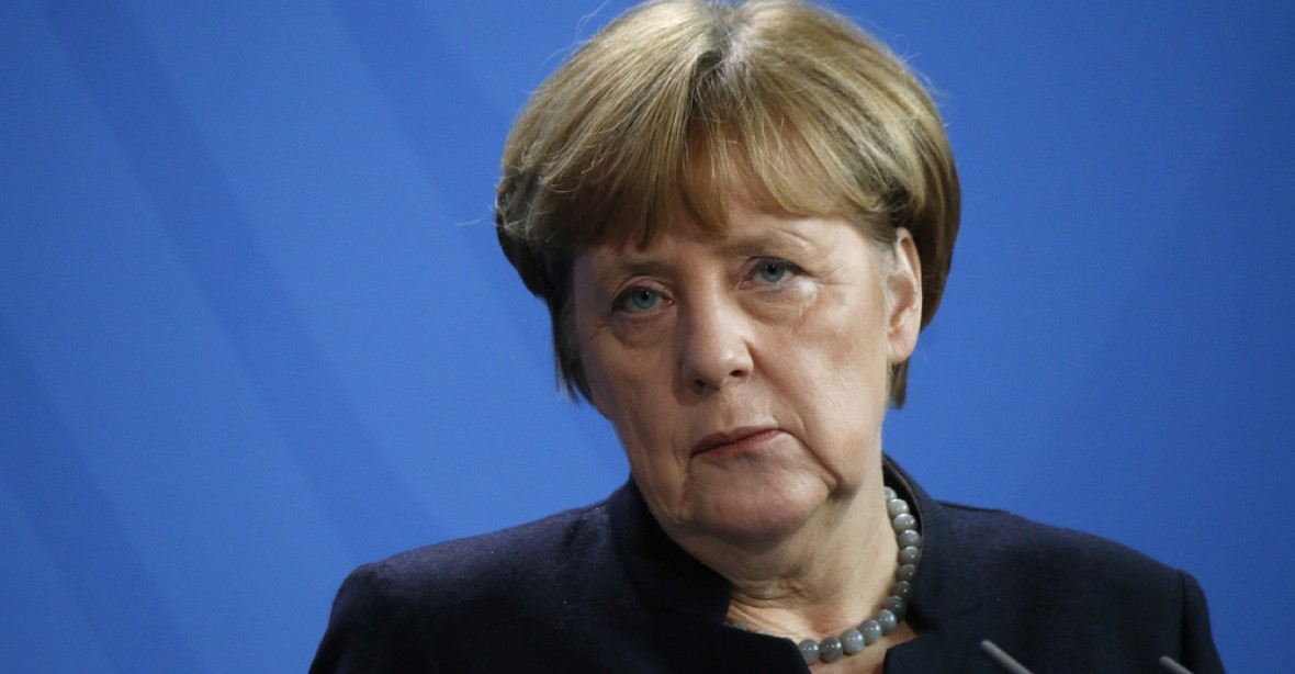 Ke konci jsem už neměla na Putina žádné páky, přiznala nyní Merkelová