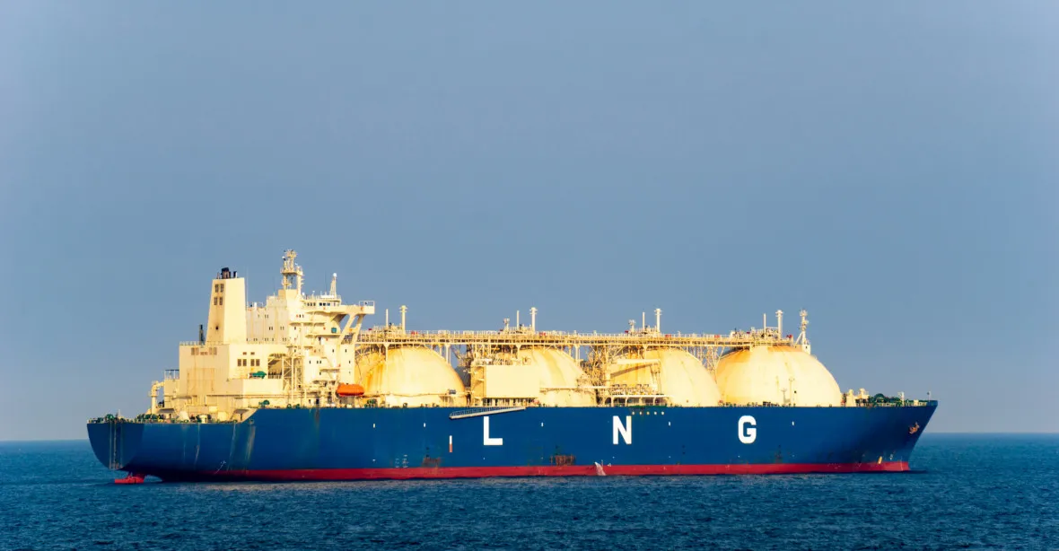 Evropa musí v roce 2023 dovézt mnoho LNG. Zůstane drahý, jinak by o něj přišla