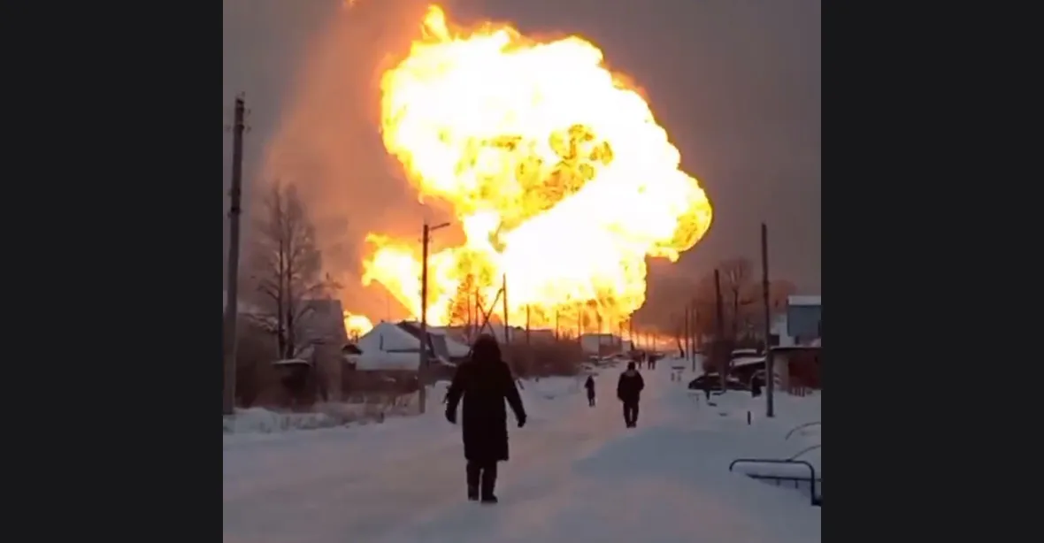 V Rusku vybuchl plynovod vedoucí na západní Ukrajinu