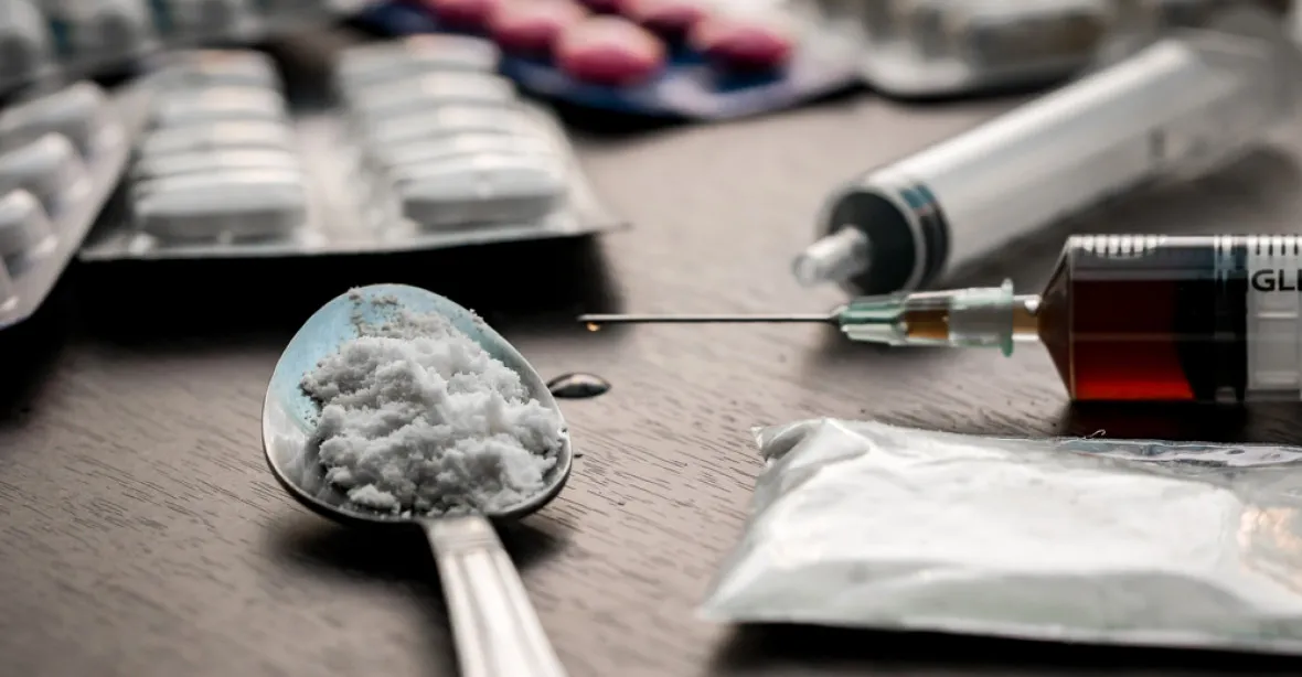 „Monumentální změna.“ Heroin a kokain pro všechny. Britská Kolumbie zavádí amnestii tvrdým drogám