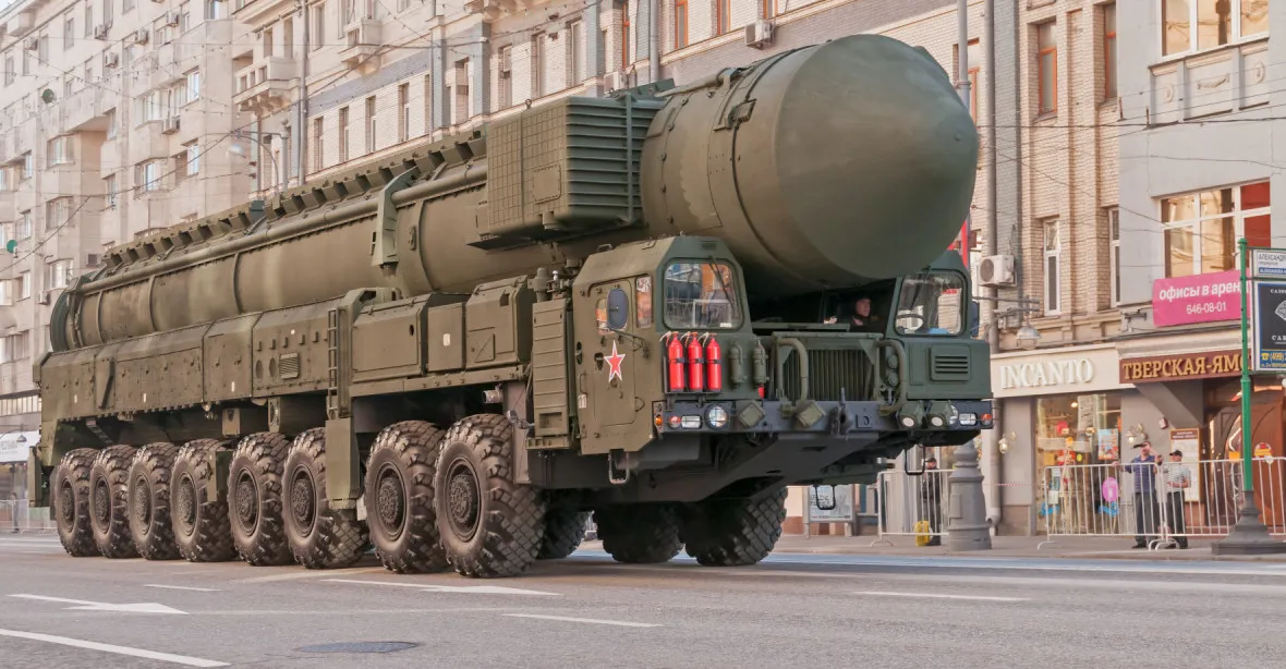 Rusko rozmístí jaderné zbraně na západě Běloruska