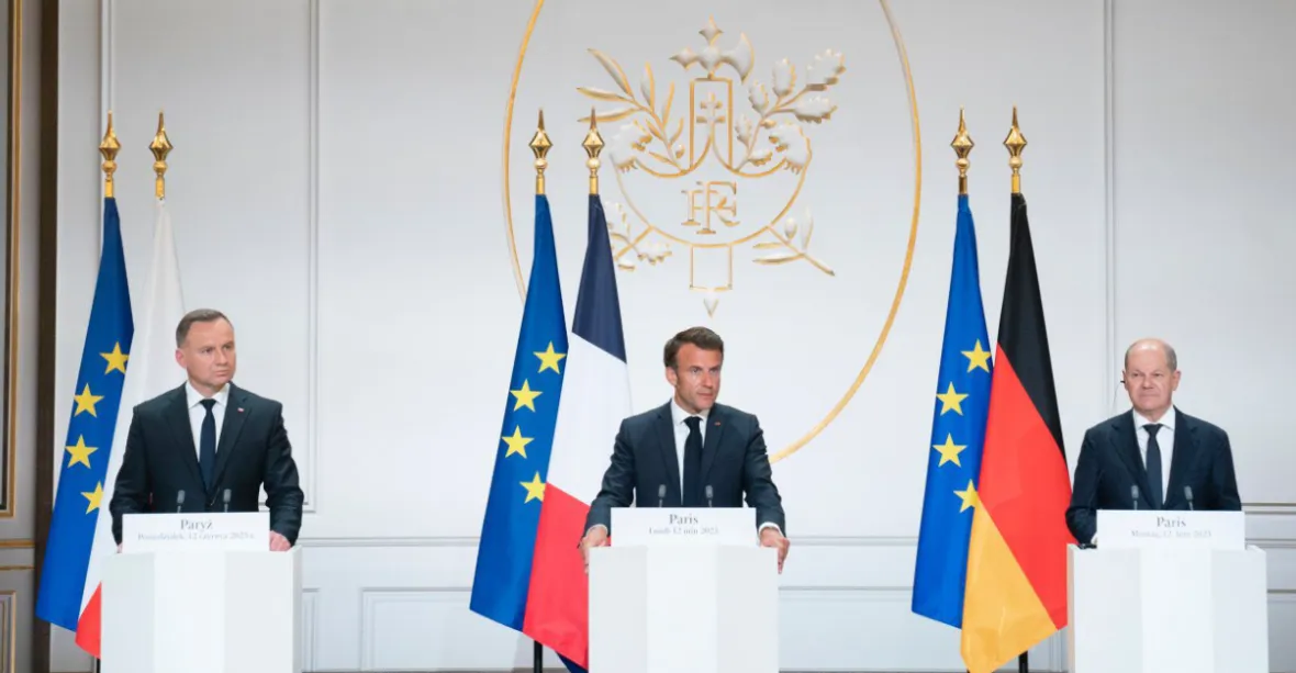 Vyjednávání začne po protiofenzivě Ukrajiny, řekl Macron