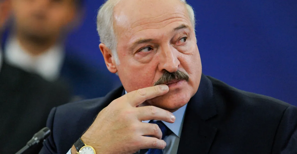 Prigožin přijal Lukašenkův návrh na zastavení postupu Wagnerovců na Moskvu, otáčí kolony