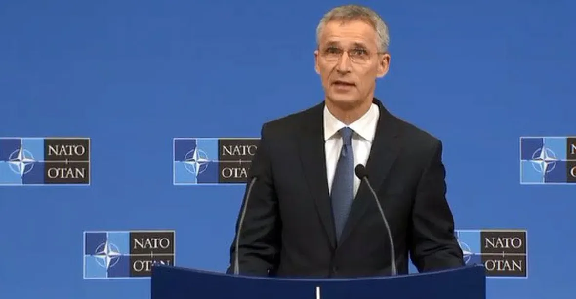 NATO prodloužilo mandát Stoltenbergovi. V čele aliance tak bude desátý rok