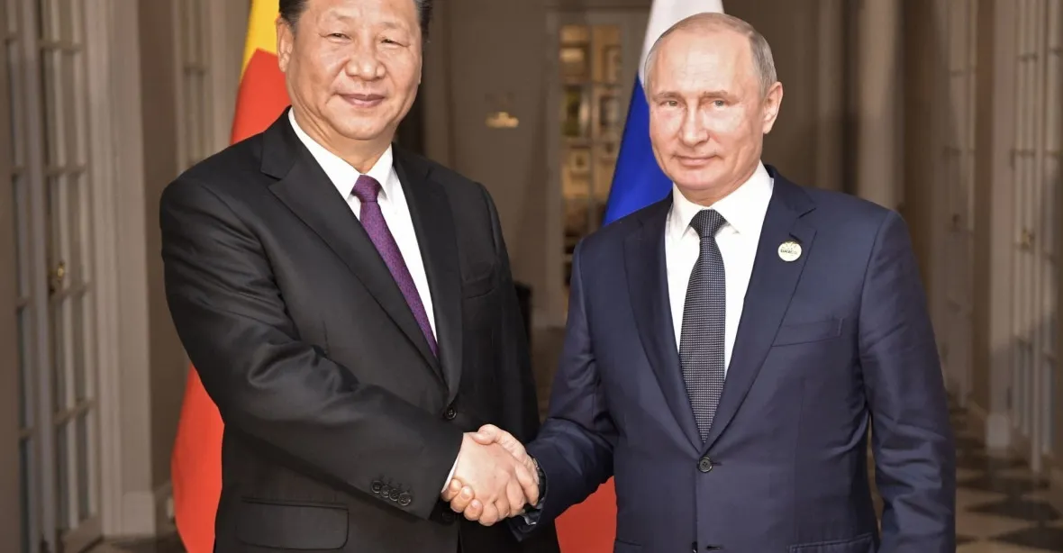 Čínský prezident varoval Putina před použitím jaderných zbraní na Ukrajině