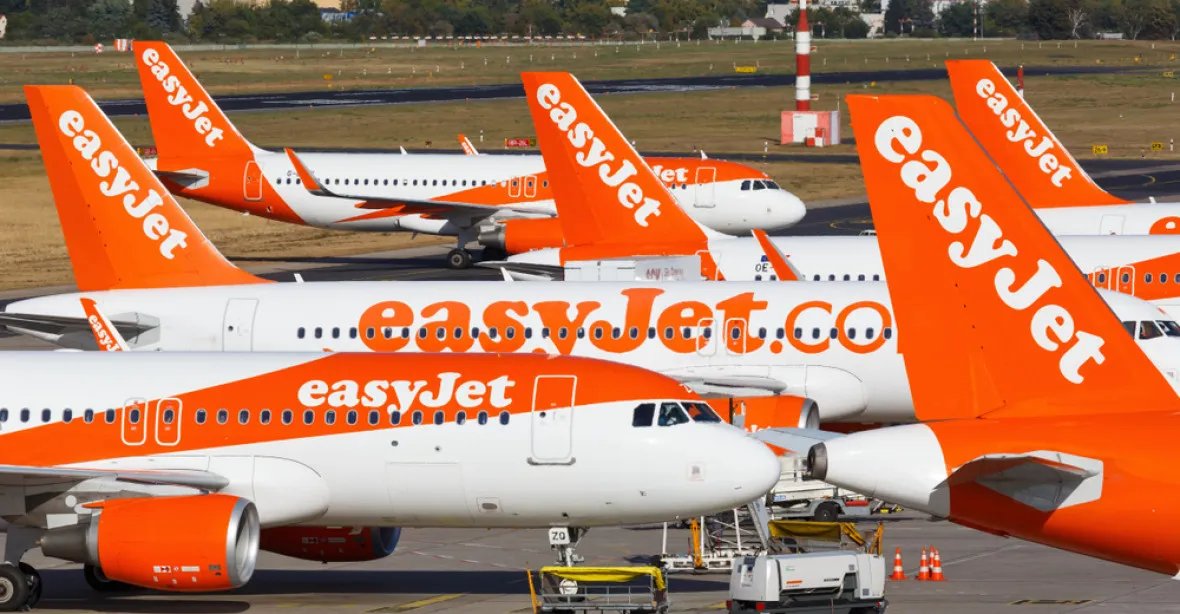 Kolaps největší aerolinky: easyJet ruší přes 1700 letních spojů