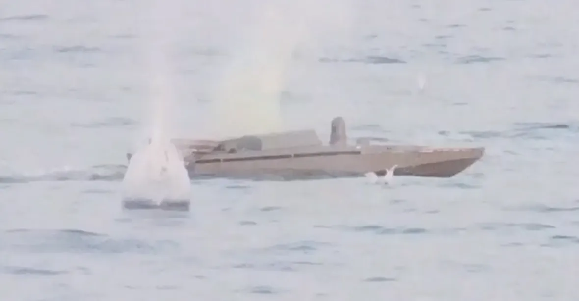 Ukrajinci předvedli mořské drony, které útočily na Kerčský most. „Jsou v Černém moři nejrychlejší“