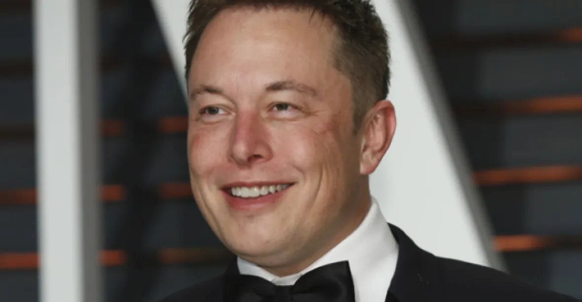 „X může selhat,“ připustil Musk. Závada poté vymazala ze sítě snímky za deset let