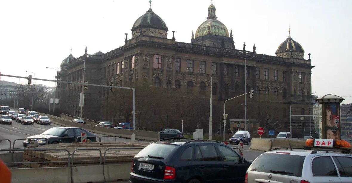 Pražský okruh nevyřeší dopravu v centru, tvrdí Hřib. Posunul začátek jeho stavby