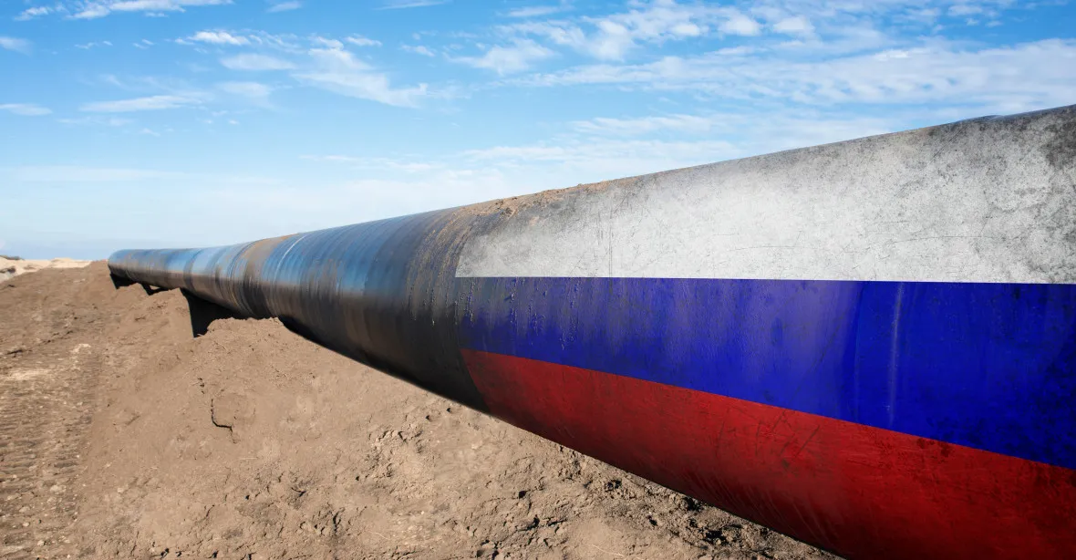 Česko využívá výjimku pro ropovod Družba. Z Ruska dováží stále více ropy