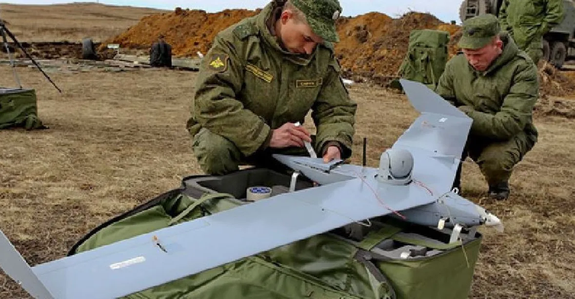 Rusko hlásí, že poblíž Krymu a Moskvy sestřelilo ukrajinské drony