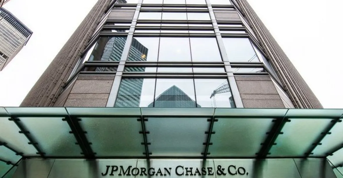 Šéf JPMorgan Dimon varuje: „Toto může být nejnebezpečnější období, jaké svět zažil za poslední dekády“