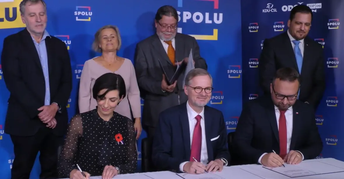 Jednotná kandidátka proti extrémismu. Šéfové Spolu podepsali společnou kandidaturu do EP