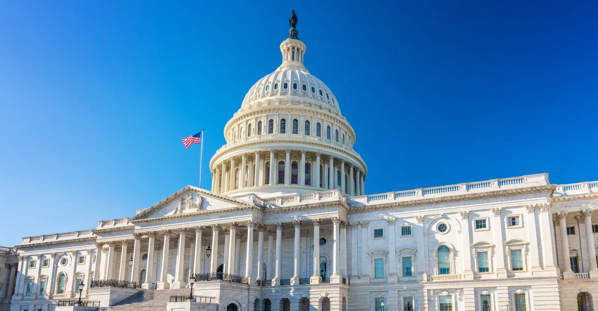 Sněmovna USA schválila návrh na odvrácení rozpočtové krize, na řadě je Senát