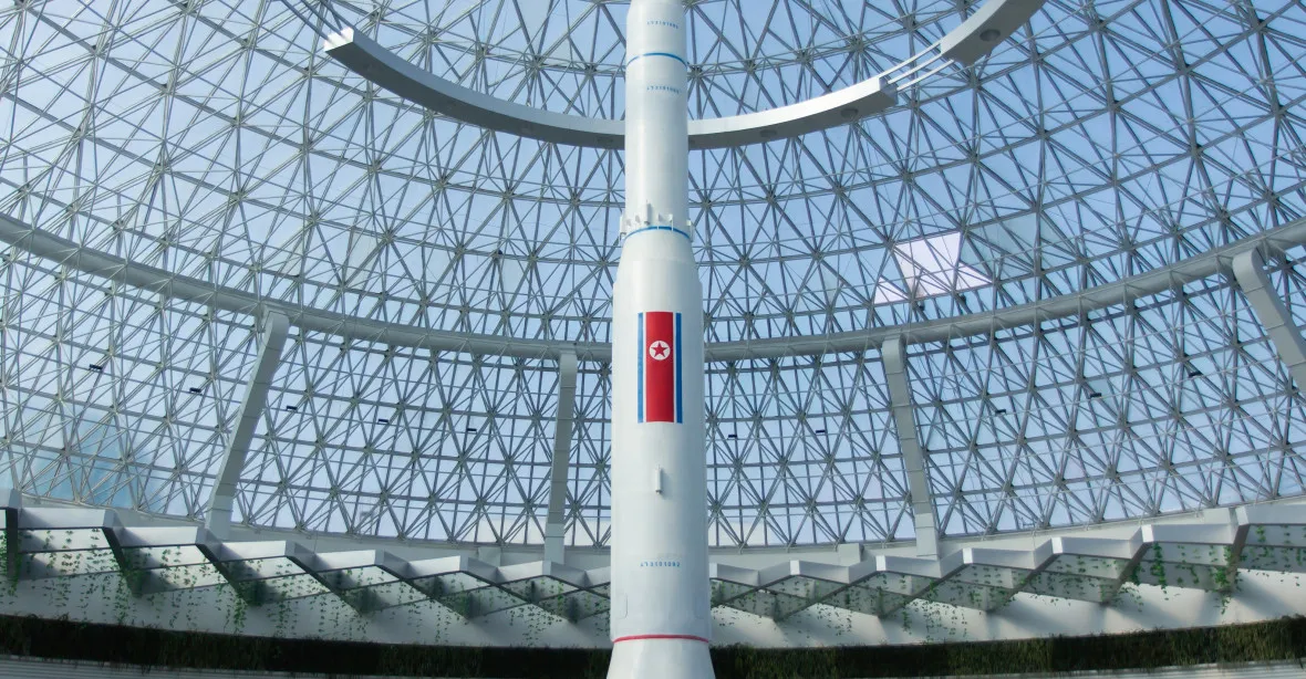 KLDR úspěšně vyslala špionážní družici na oběžnou dráhu, zřejmě pomohlo Rusko