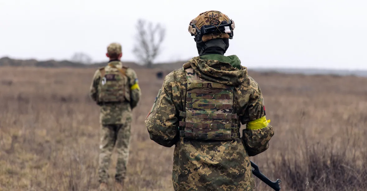Hrozba mobilizace. Denně z Ukrajiny odjíždí asi 6000 mužů, tvrdí pohraničník