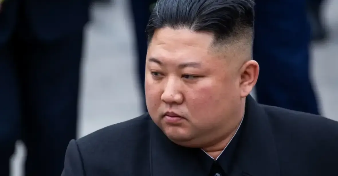 Místo ohňostroje Severokorejci jásali před Kimem. Ten už se nechce usmířit se Soulem