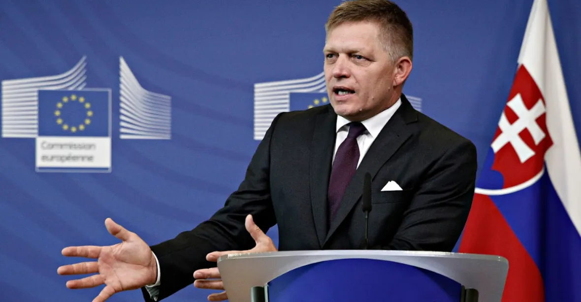 „Slovani se navzájem zabíjejí,“ řekl Fico na Ukrajině. Podpoří členství země v EU